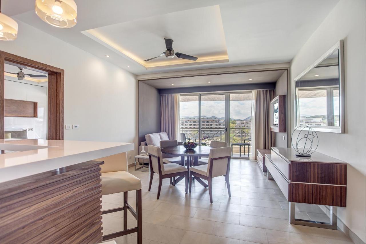 Hideaway At Royalton Saint Lucia, An Autograph Collection All-Inclusive Resort, Adults Only Gros Islet Exterior photo
